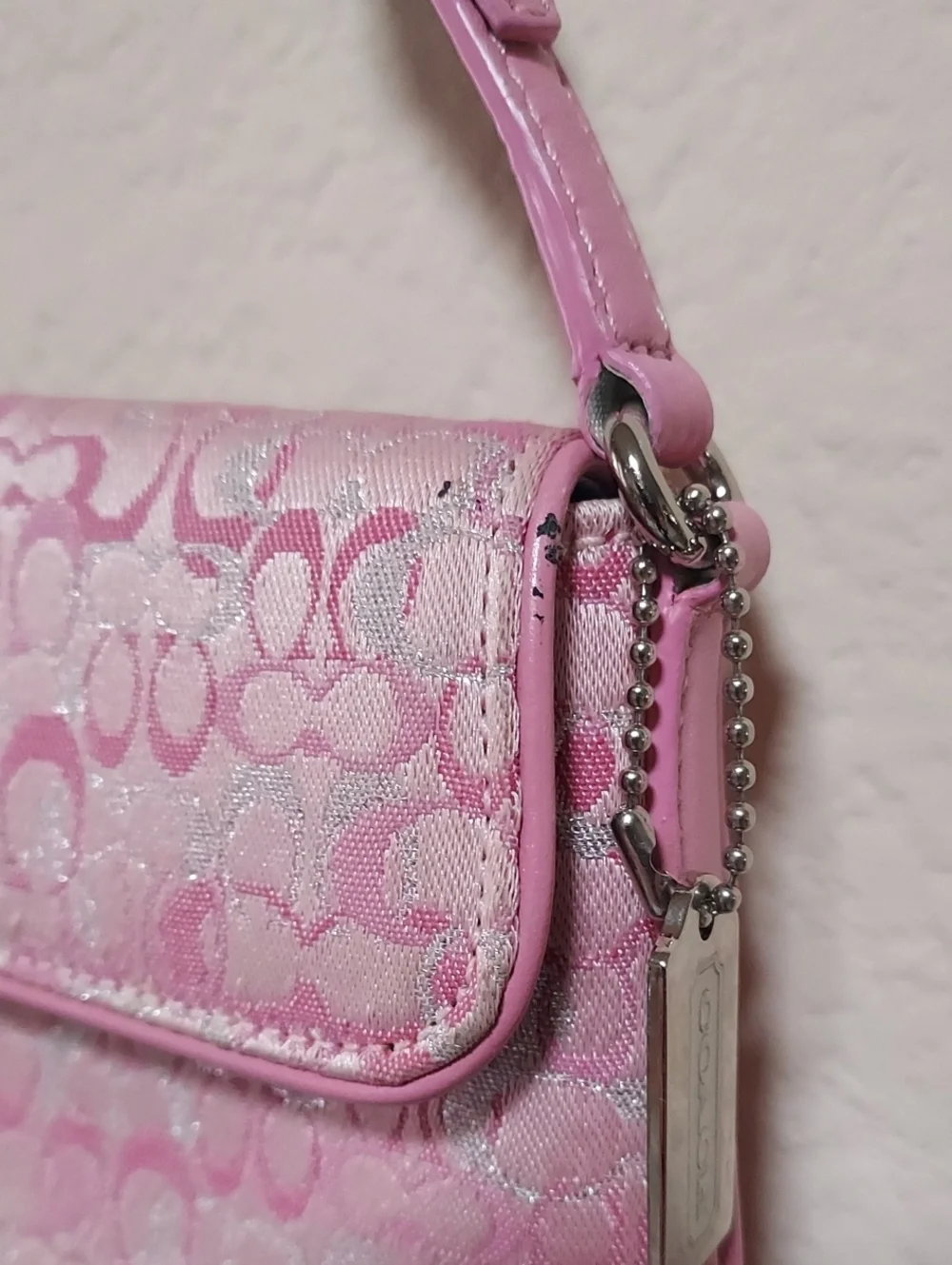 💕Vintage Y2K Coach Pink Optic Signature Lurex Hamptons Demi Flap Bag 8946